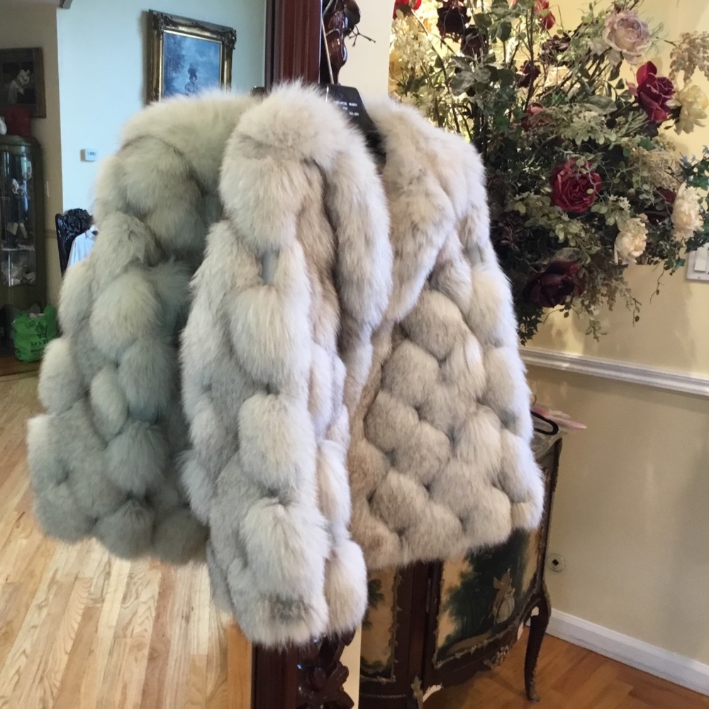 Silver Fox jacket Sz S preowned. - Picture 6 of 9